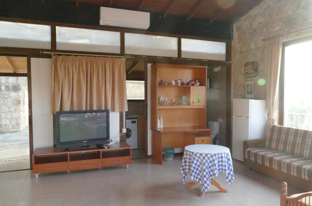 Studio With View In Polis Area Simou Exterior foto