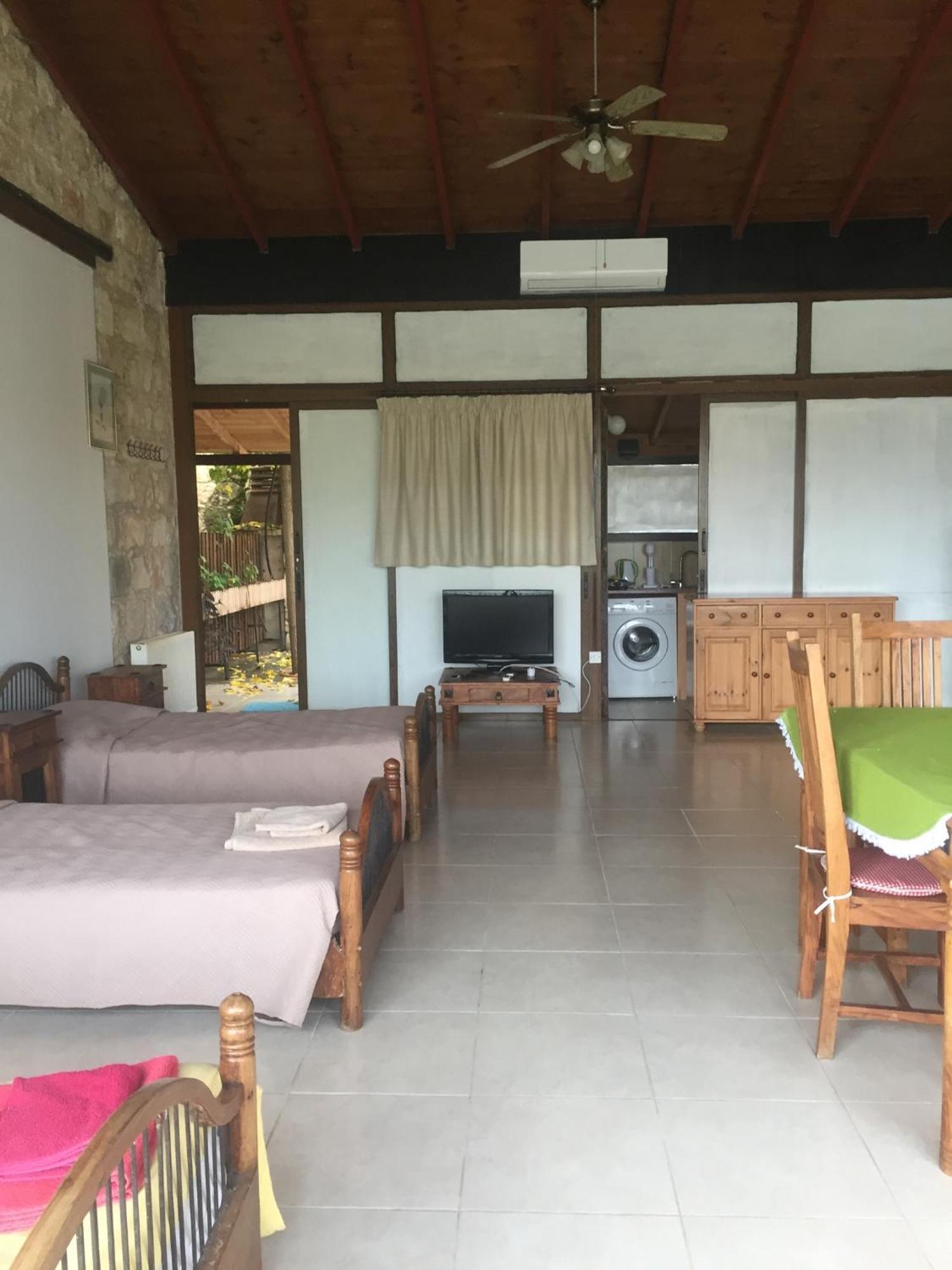 Studio With View In Polis Area Simou Exterior foto